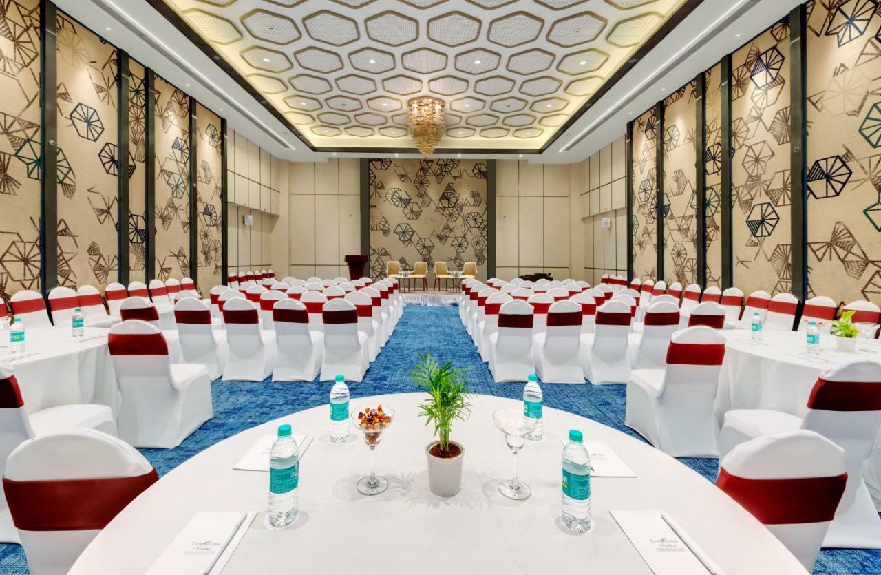 The Fern Residency Karad Hotel Exterior foto