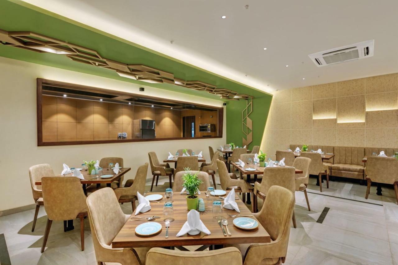 The Fern Residency Karad Hotel Exterior foto