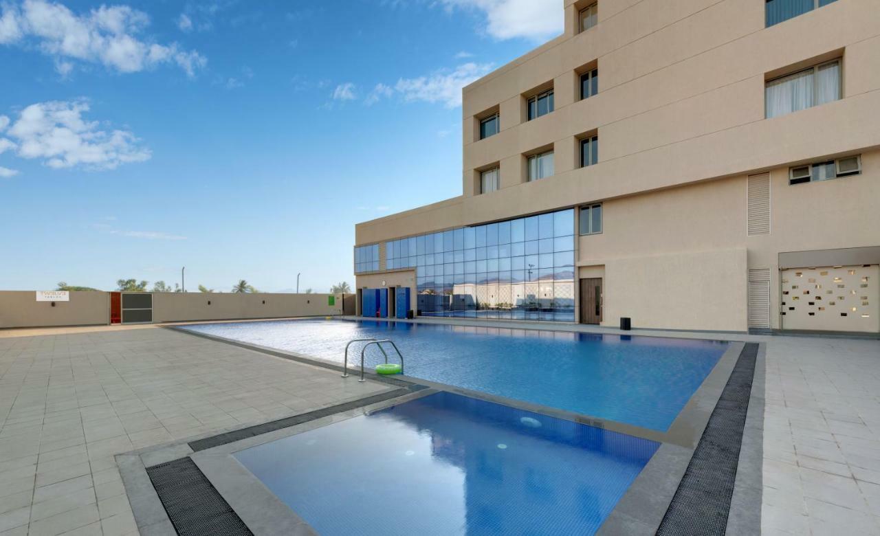 The Fern Residency Karad Hotel Exterior foto